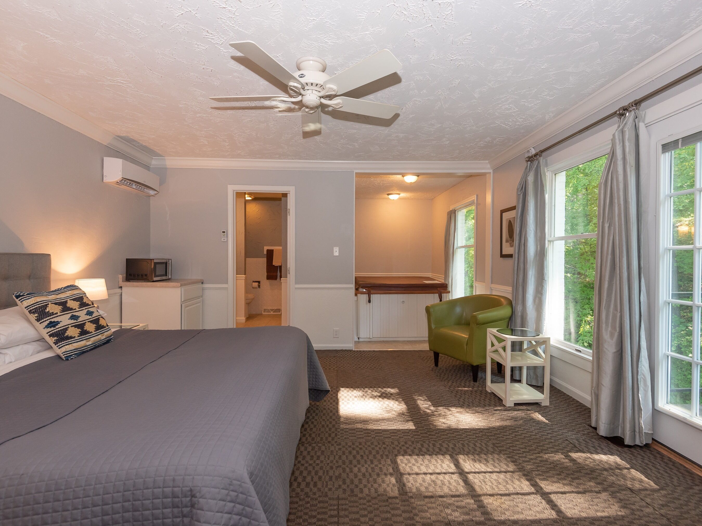 ロマンティック スイート 専用バスルーム (12)