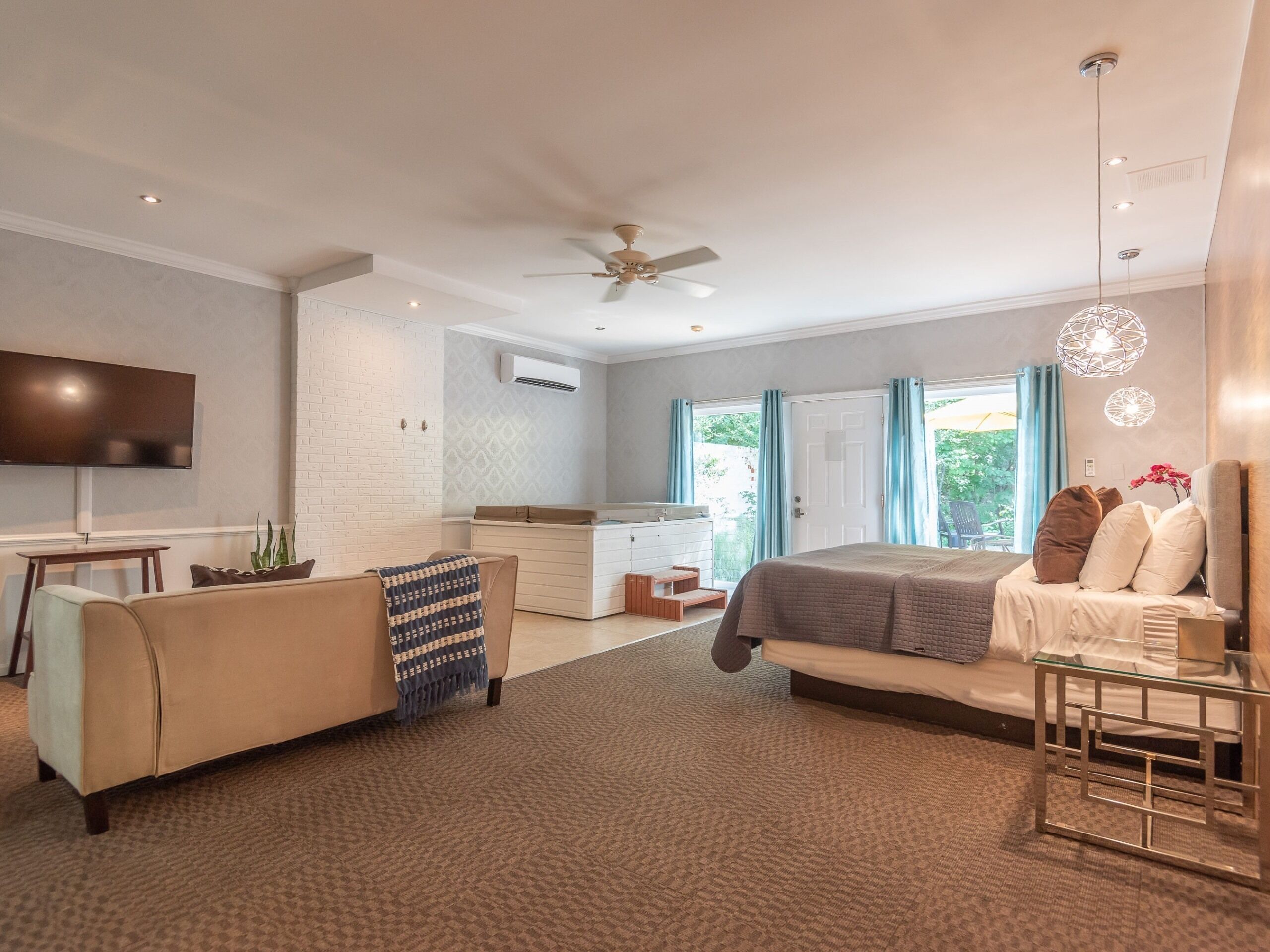 ロマンティック スイート 専用バスルーム (1)