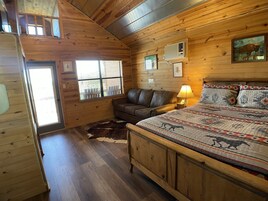 The Hideaway Cabin, Pet Friendly | Premium bedding, pillowtop beds, individually decorated