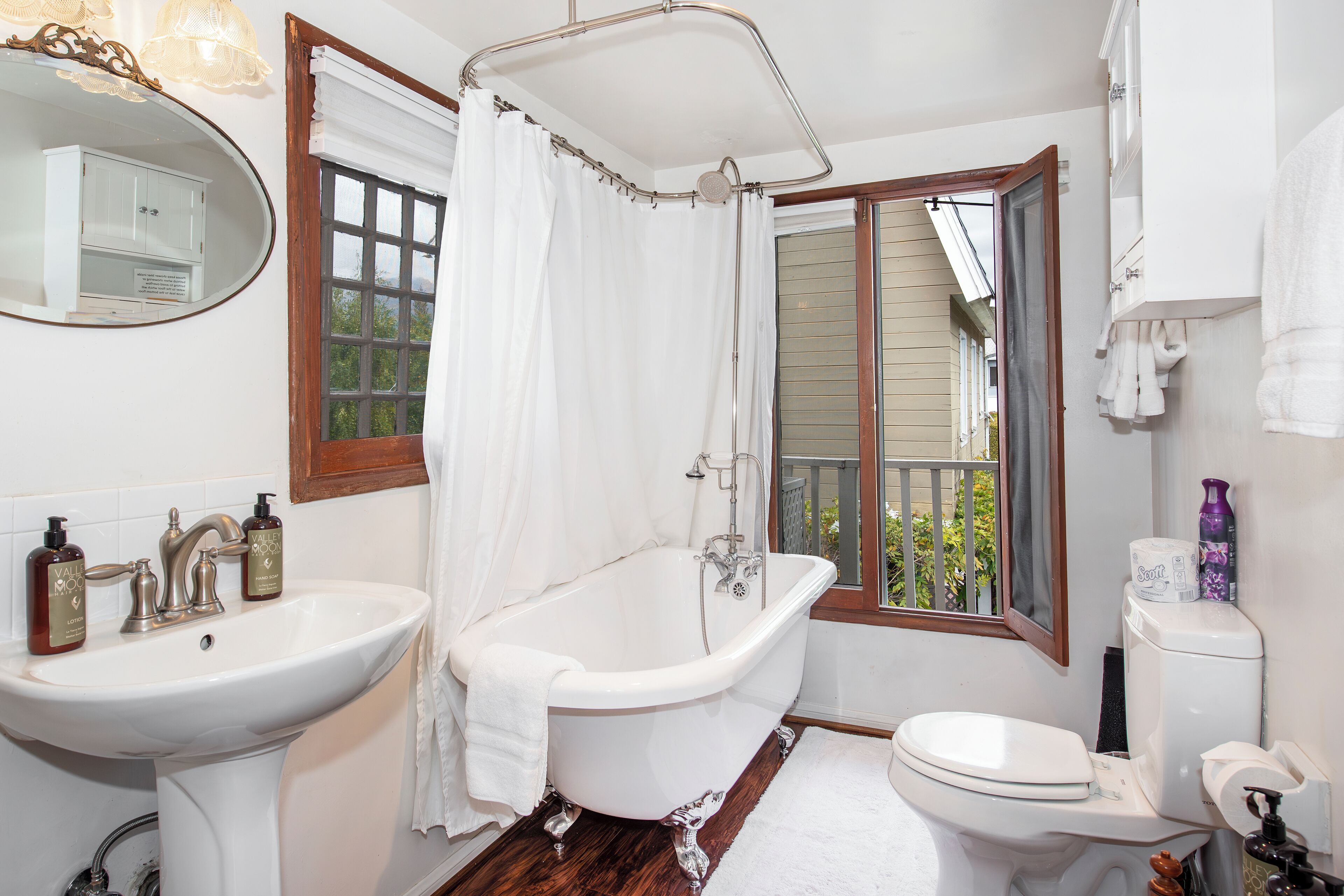 Photo - Bath Street Inn