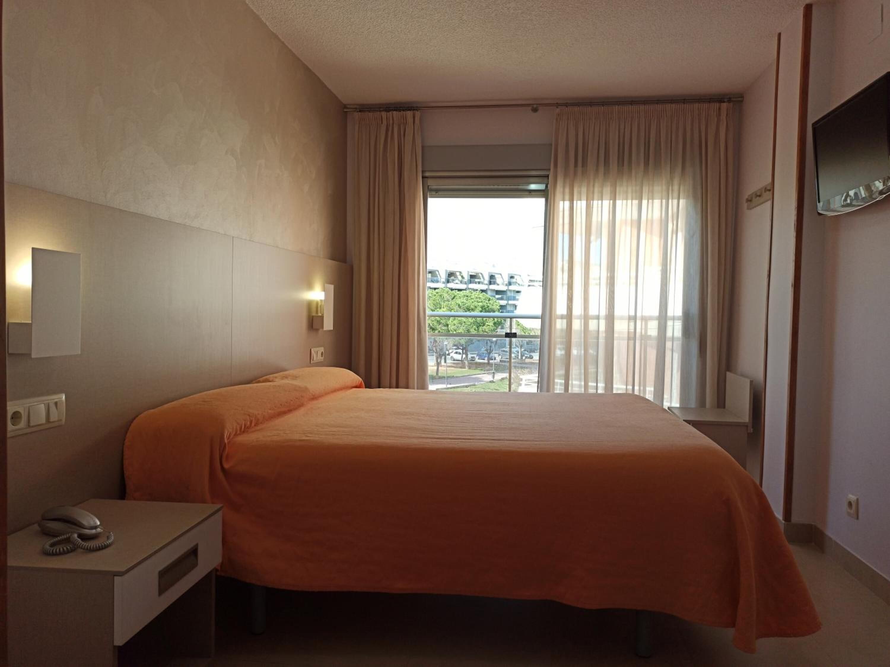 in-room safe, desk, blackout curtains, free wifi