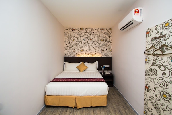 In-room safe, desk, iron/ironing board, free WiFi