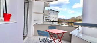 Studio moderne avec terrasse et parking à Annecy