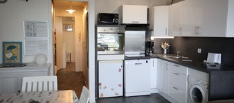 Apt avec balcon et vue sur mer, 4 pers, WI-FI,plein SUD classé 3 étoiles