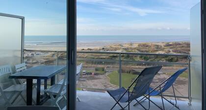 SUPERB VIEW OF THE SEA, the estuary and the dunes, on the 8th floor, well placed