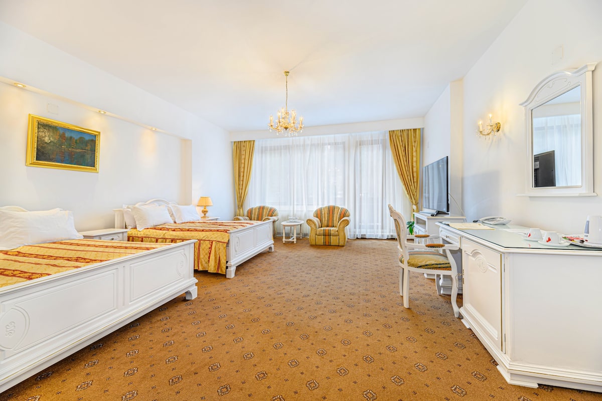 Deluxe Double or Twin Room, 2 Queen Beds, Accessible, Balcony | 1 bedroom, minibar, in-room safe, desk
