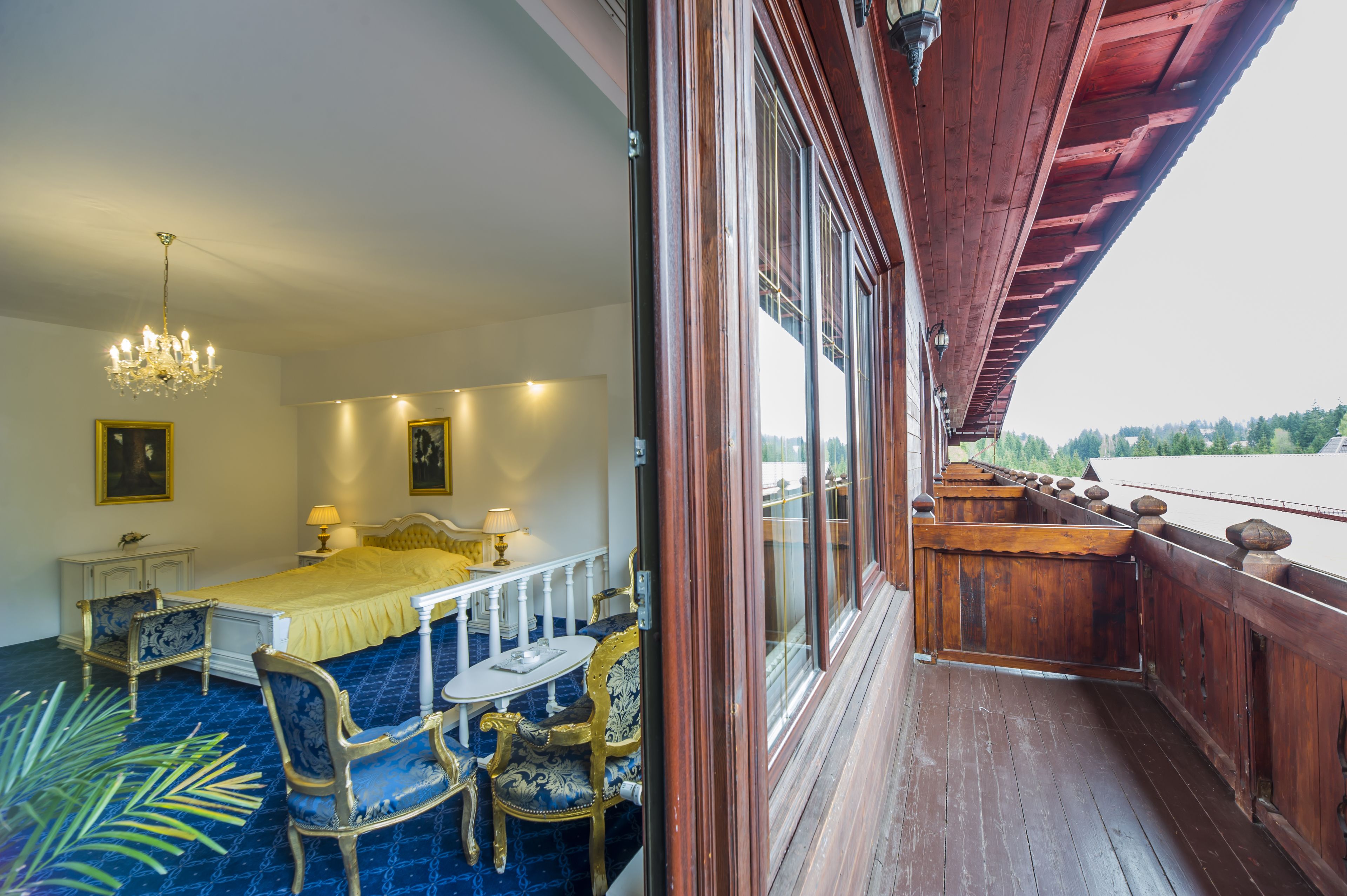 superior room, 1 queen bed, balcony | balcony