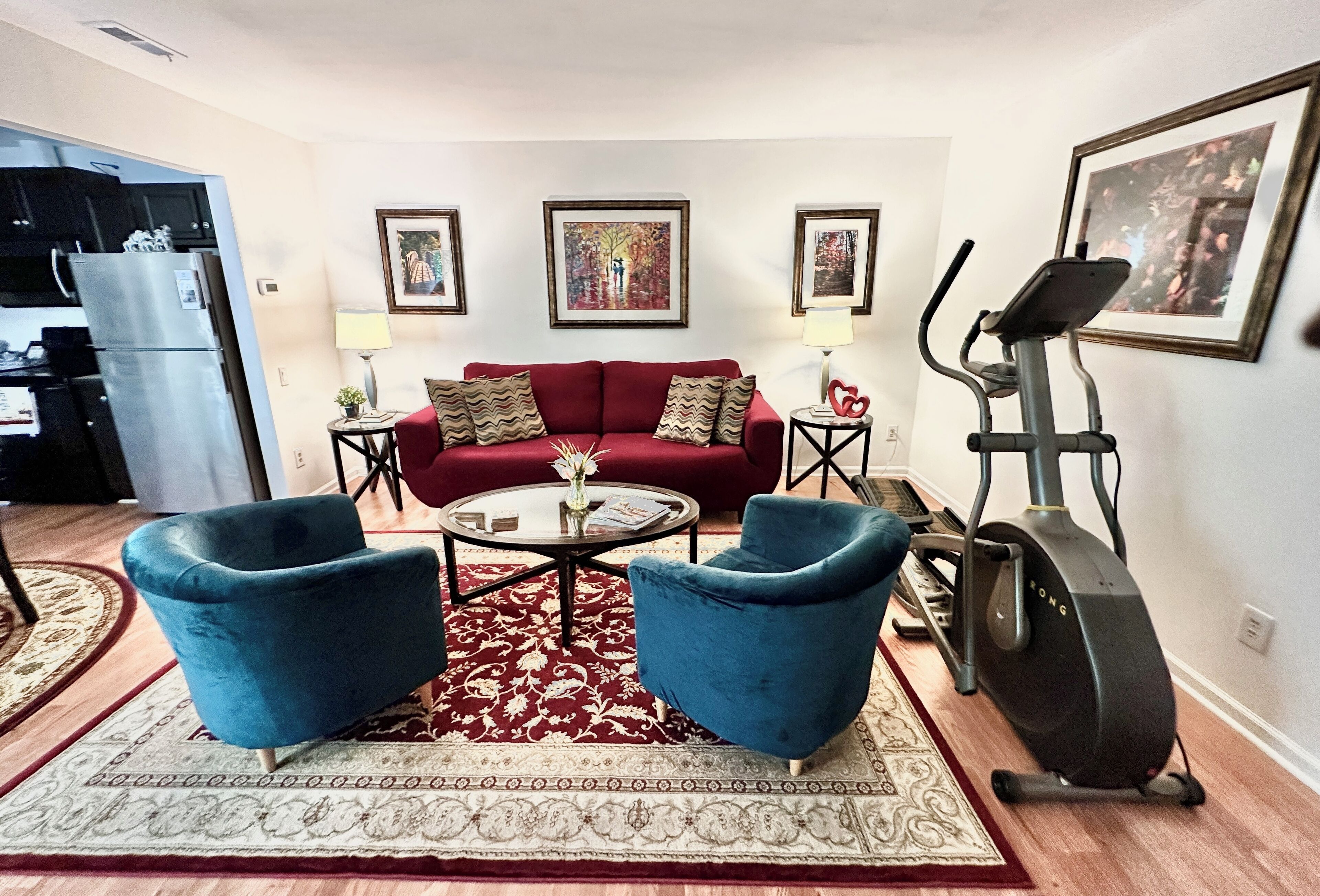 Lakeside Condo near a Greenway