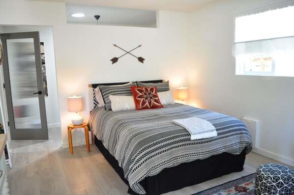 مكواة/لوح كي وواي فاي مجانًا وملاءات أسرّة