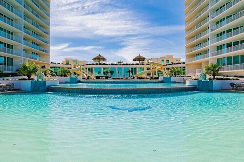 Caribe Resort B707 | Stylish 3/3 plus Media/Bunk Room! Amazing bay views!