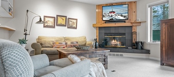 RMR: Balsam Lodge B4 Condo in The Aspens/Wilson, WY
