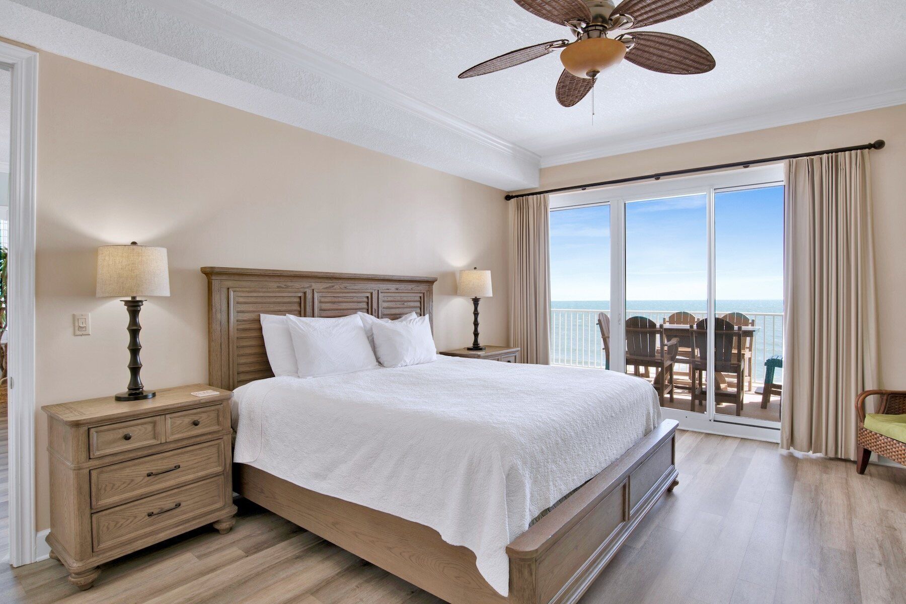 3 bedrooms, iron/ironing board, WiFi (free), bed sheets