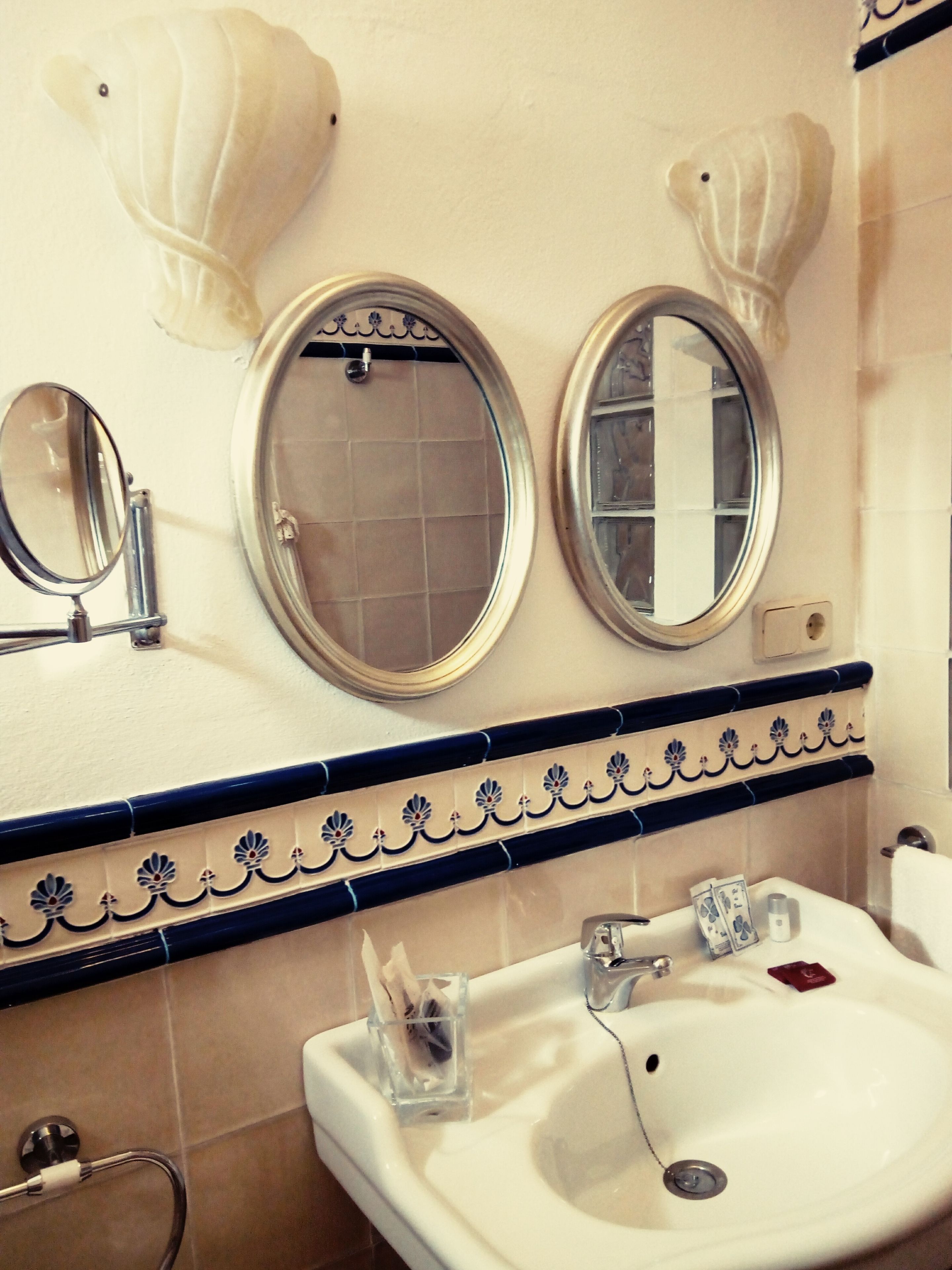 double room single use | bathroom sink