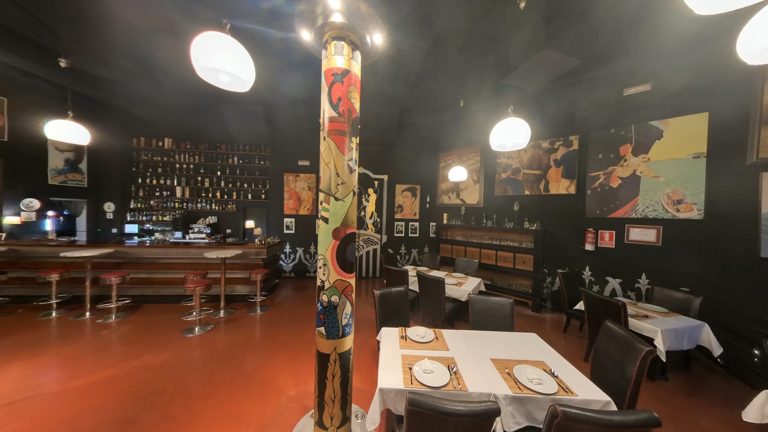Der serveres morgenmad og aftensmad