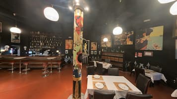 Der serveres morgenmad og aftensmad
