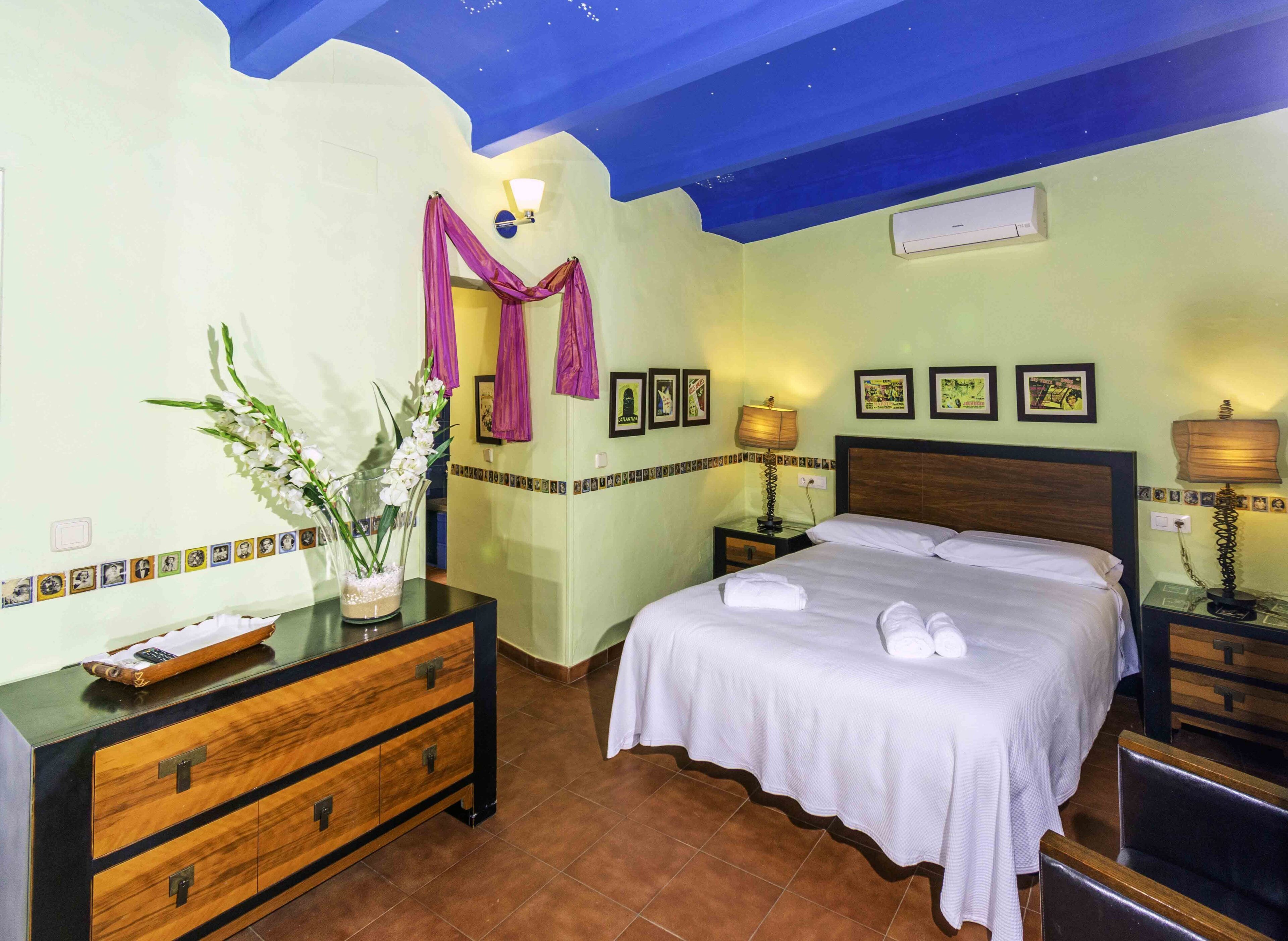 Double Room | In-room safe, desk, blackout curtains, free WiFi