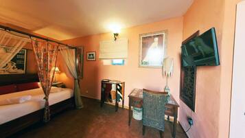 Double Room | In-room safe, desk, blackout curtains, free WiFi