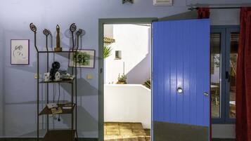 In-room safe, desk, blackout curtains, free WiFi