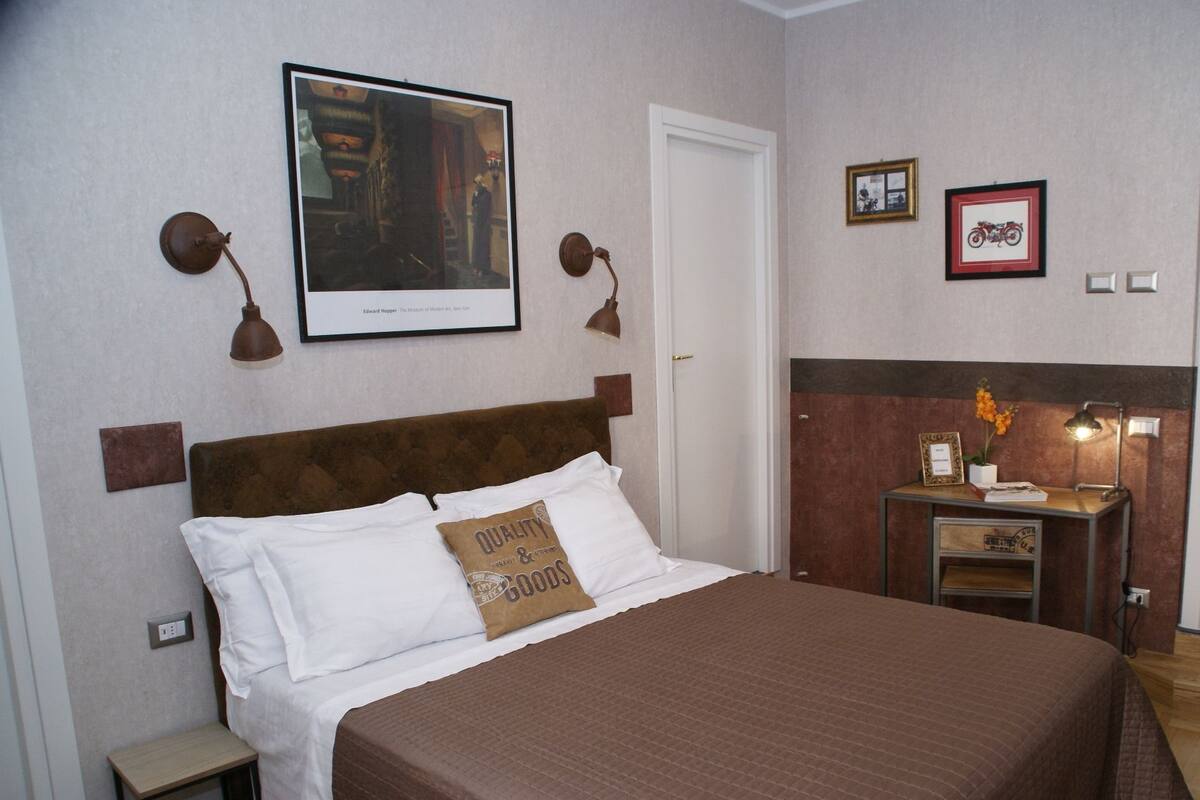 Junior Suite | Minibar, in-room safe, desk, soundproofing