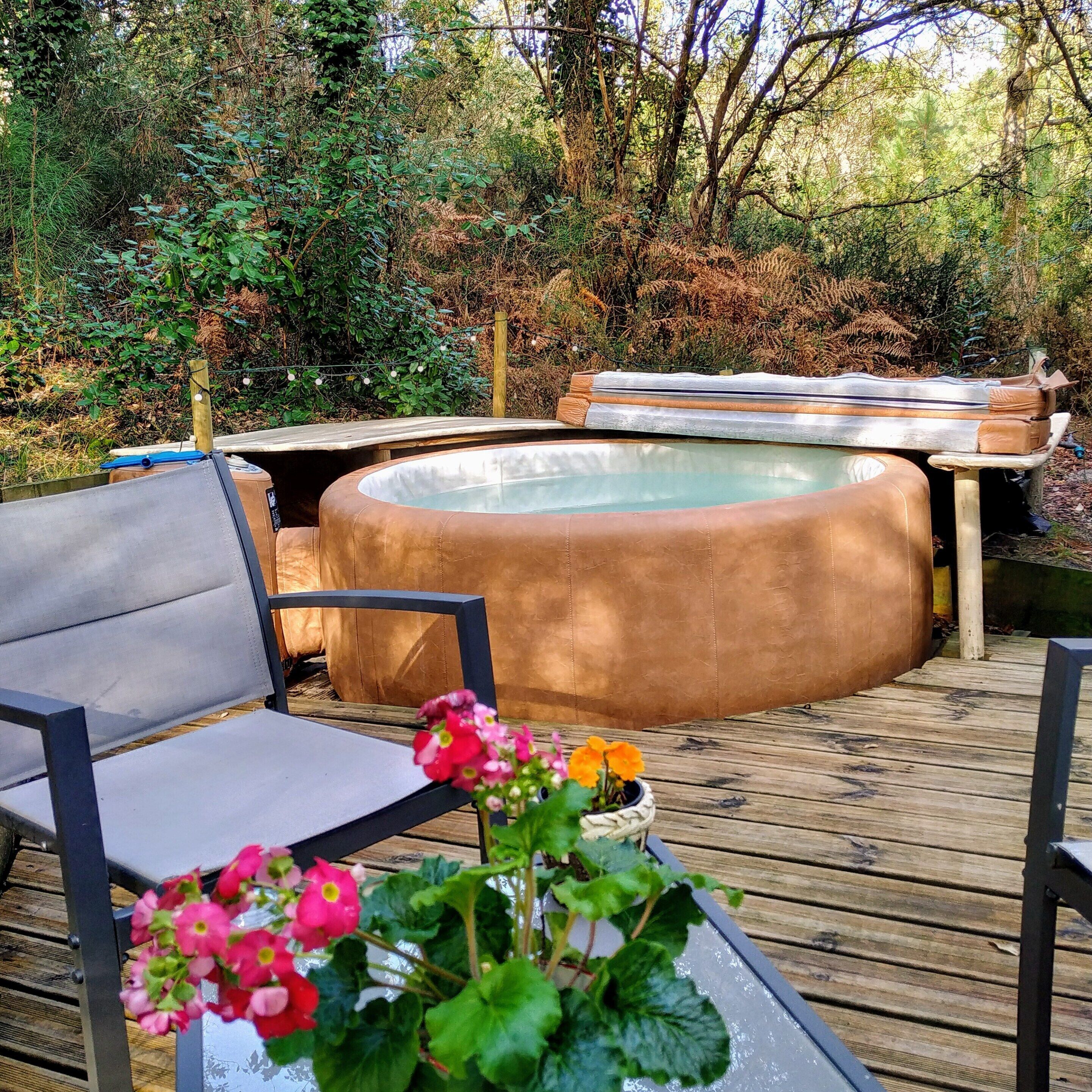 Cabin truyền thống, có phòng tắm riêng (Kota) | Ngoại thất