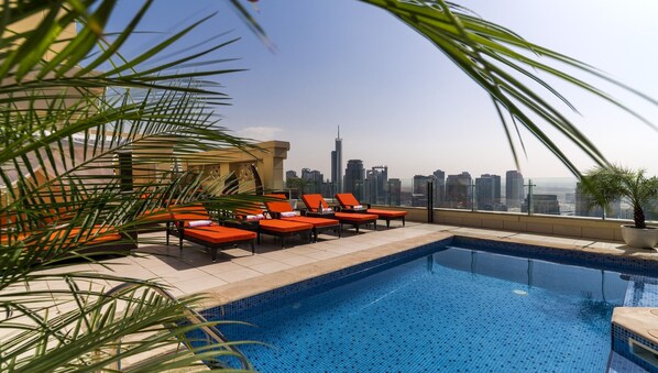 Outdoor pool - Dubai huge terrace Penthouse with pool (Dubai)