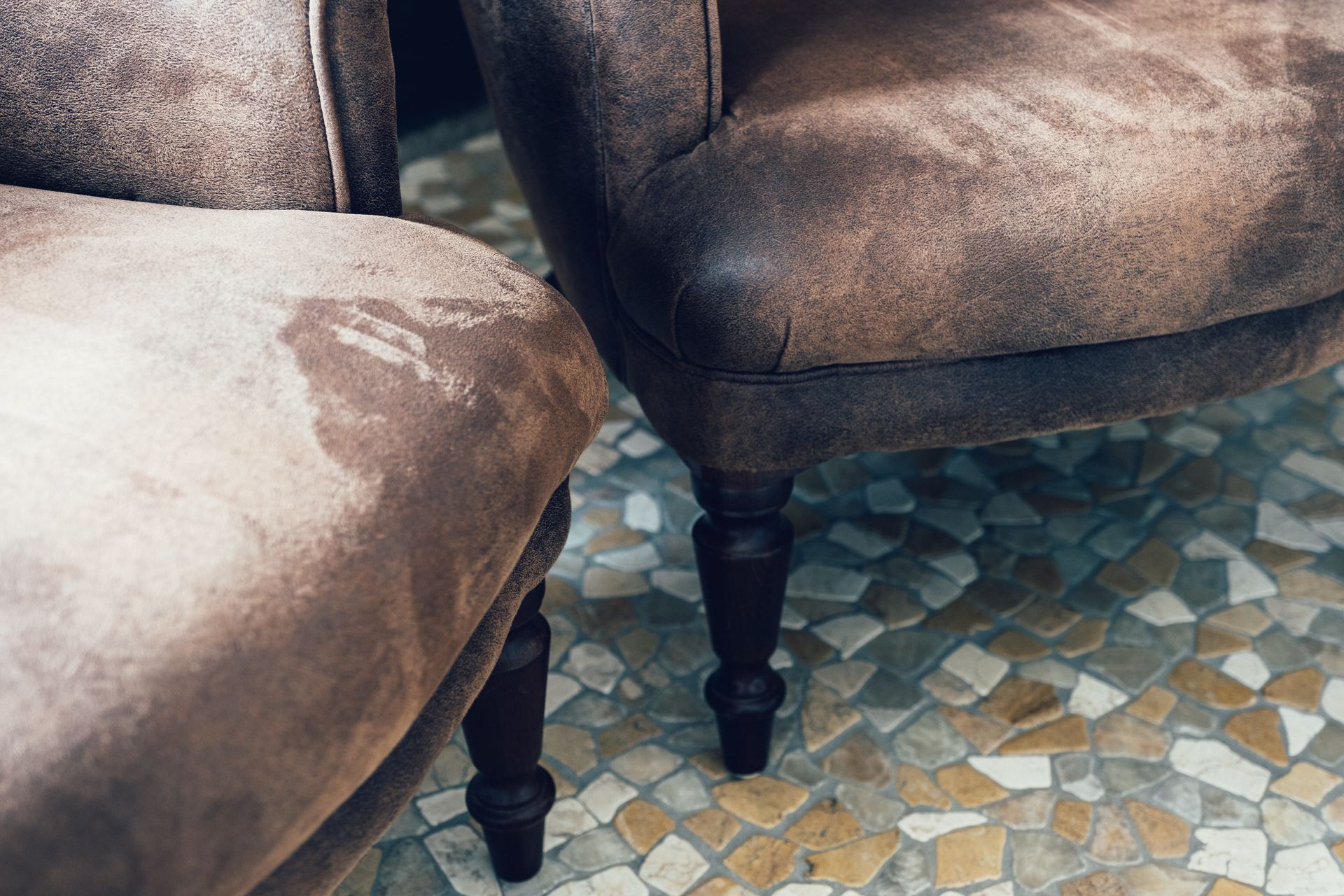 room, courtyard view | room amenity