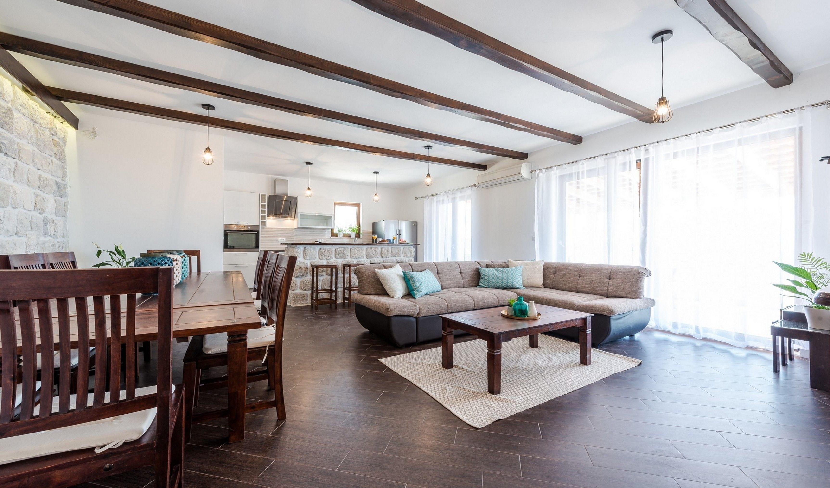 Deluxe Condo, 4 Bedrooms, Terrace, Sea View | Living area