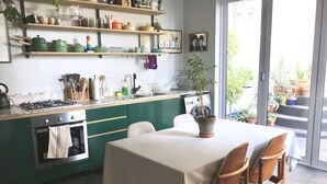 Luksusrom | Spiseområde på rommet