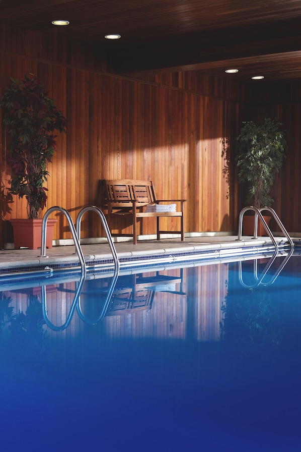 Indoor pool, outdoor pool, pool loungers