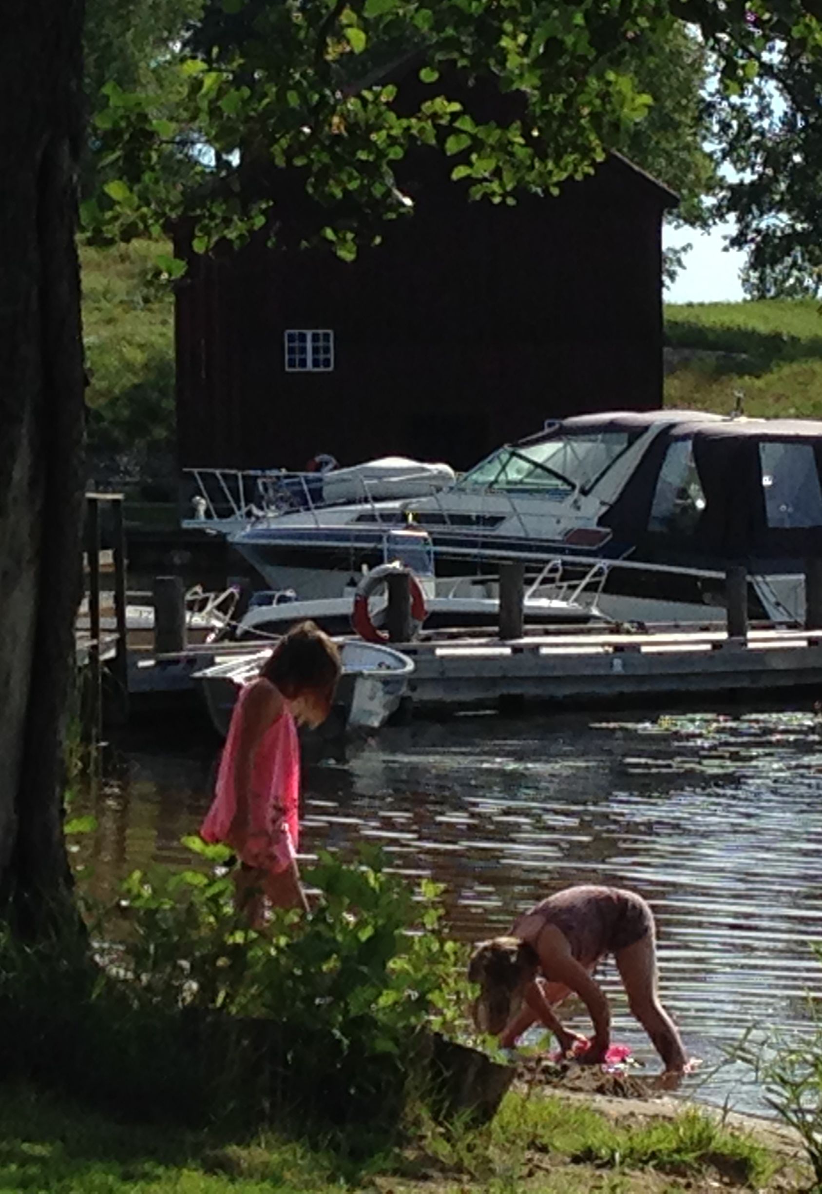 beach nearby, fishing