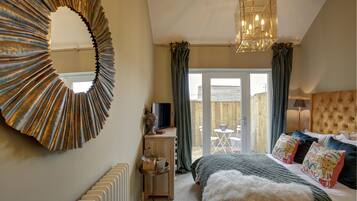 Double Room, Courtyard View, Ground Floor (The Hideout) | Iron/ironing board, bed sheets