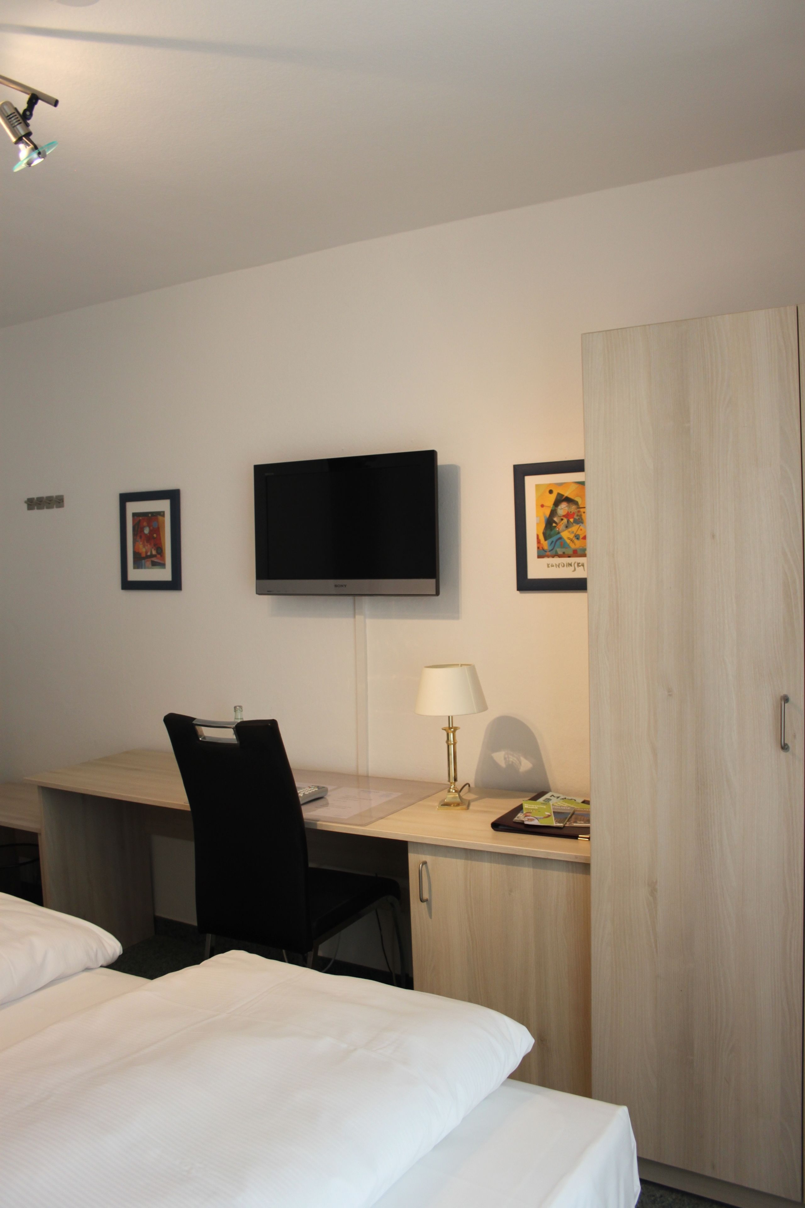 Standard Double Room | Room amenity