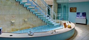 Masajes con piedras calientes, masajes tailandeses