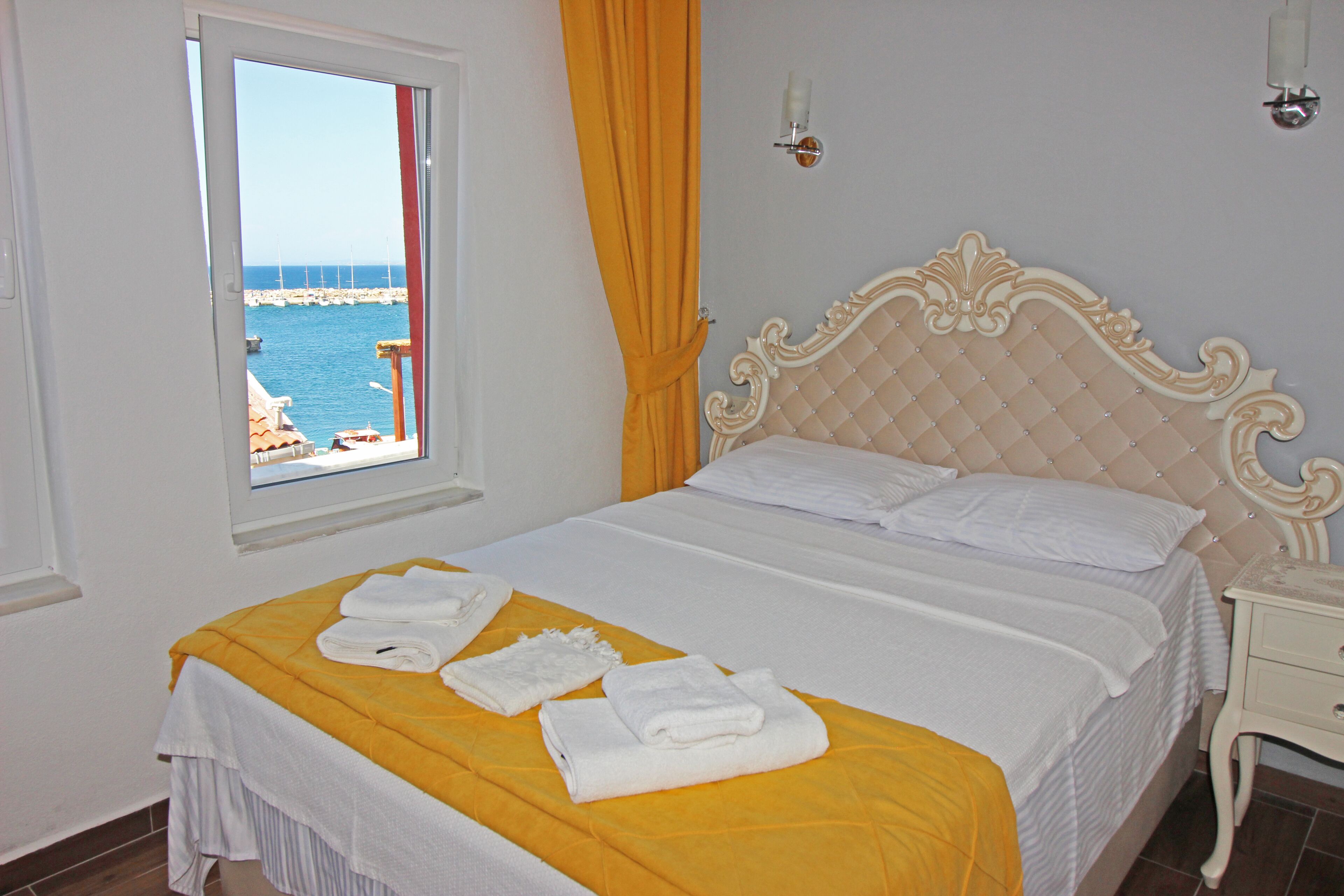 double room, sea view | minibar, desk, soundproofing, free wifi