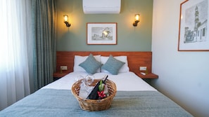 Double Room, Sea View | Minibar, desk, soundproofing, free WiFi - Aspava Butik Otel (Bozcaada)