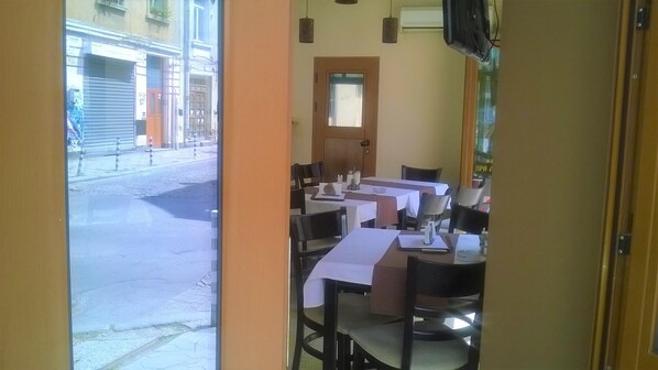 Restaurant - Hostel N1 in Sofia (Sofia)