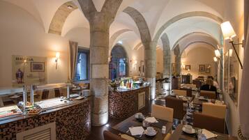 Petit déjeuner buffet compris tous les jours