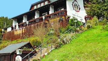 Fachada de la propiedad