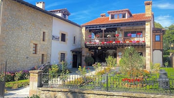 Fachada del alojamiento