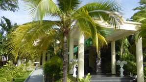Property entrance - The Orchid Beach Resort at VIP Resort (Rayong)