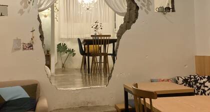 Busan Station Dante House