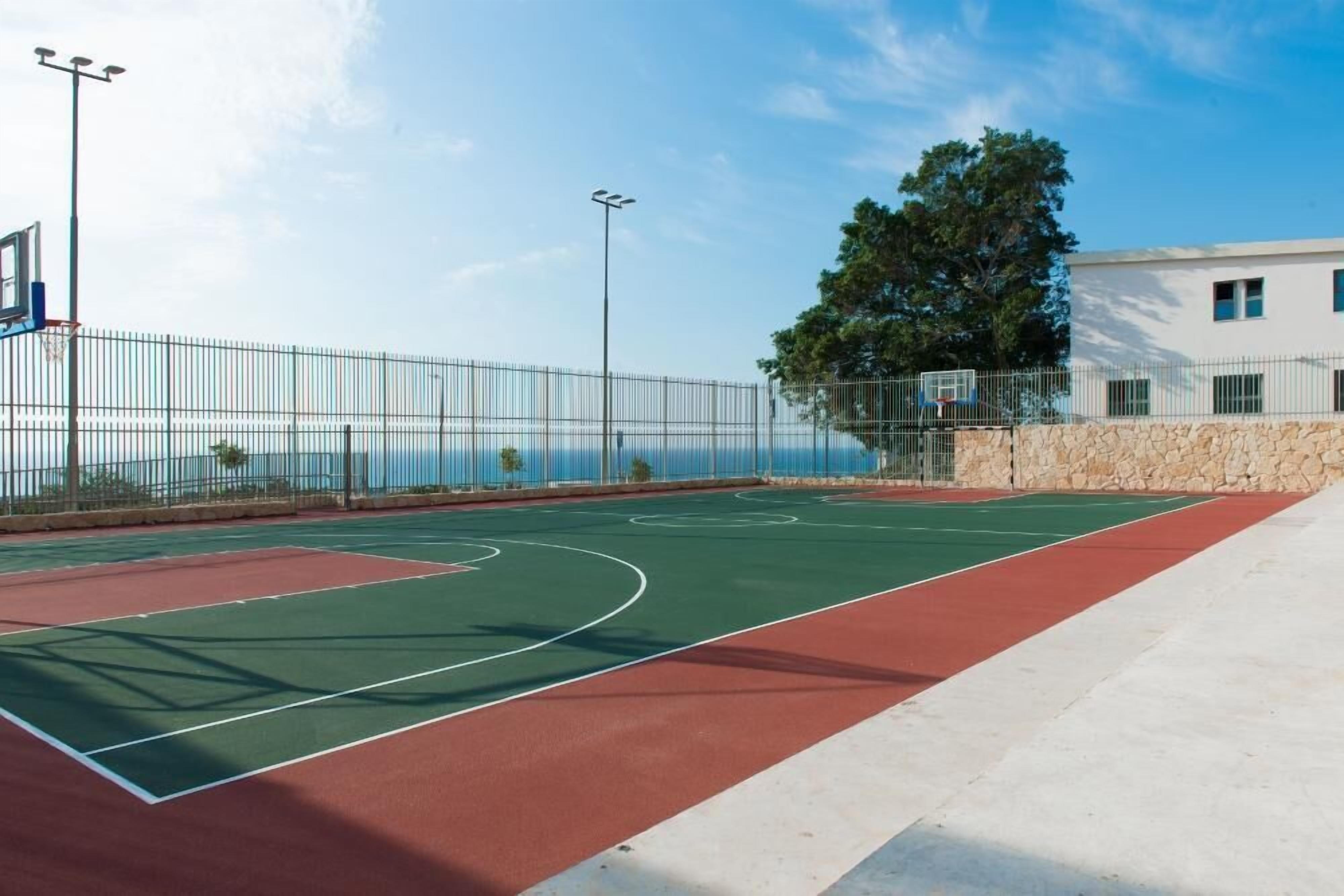 sports court