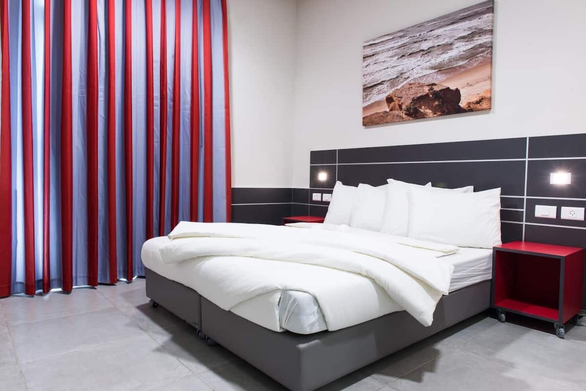 Quarto standard | Frigobar, cofres nos quartos, escrivaninha, berços grátis