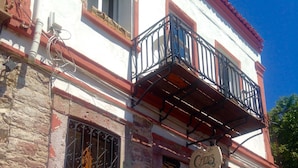 Unclassified image, 2 of 11, button - Cadis Pansiyon (Ayvalik)