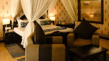 Sunrise Tent with Tub | 1 bedroom, in-room safe, iron/ironing board, free WiFi