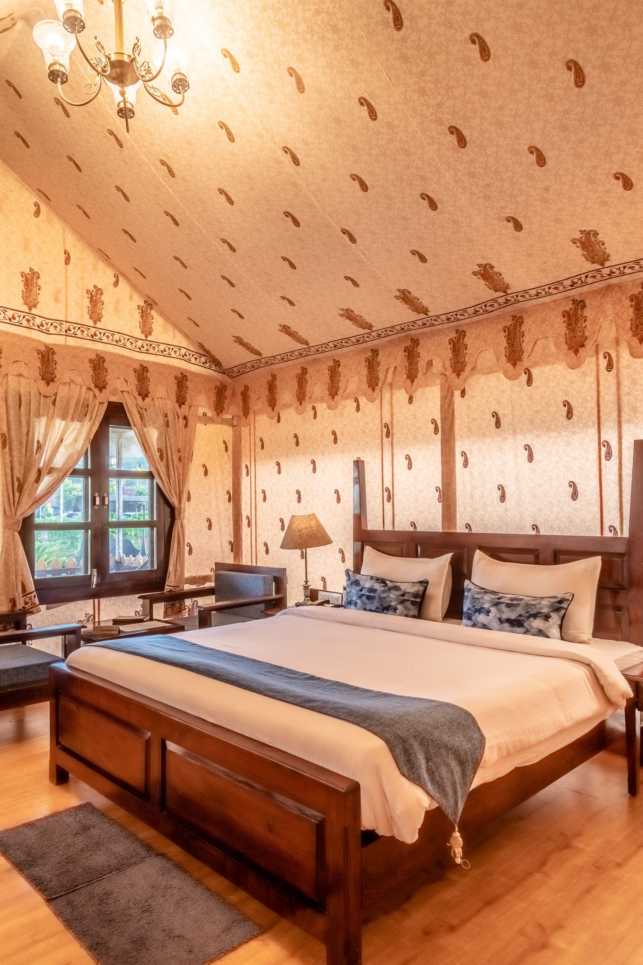 machan deluxe tent | 1 bedroom, in-room safe, iron/ironing board, free wifi