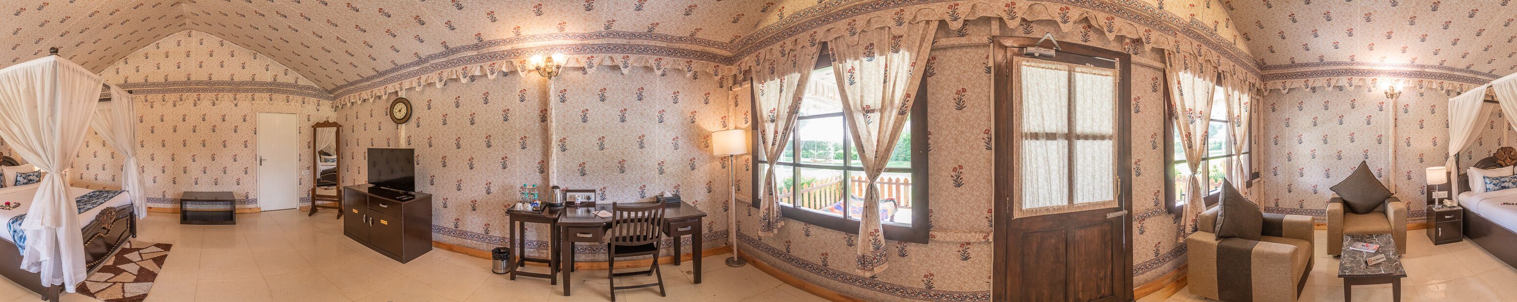 luxury tent | 1 bedroom, in-room safe, iron/ironing board, free wifi