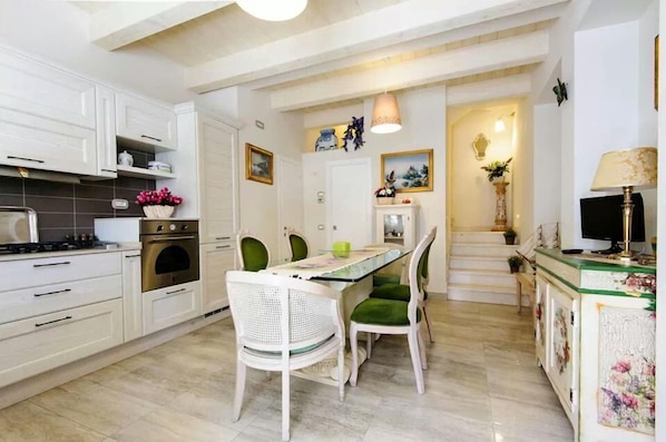 Interior entrance - Il Piccolo Giglio (Porto Sant'Elpidio)