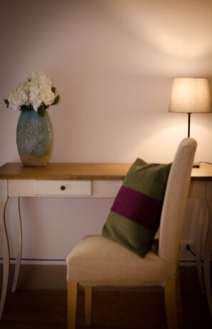 Check-in/check-out kiosk - Dimora Dell'Erbe (Montepulciano)