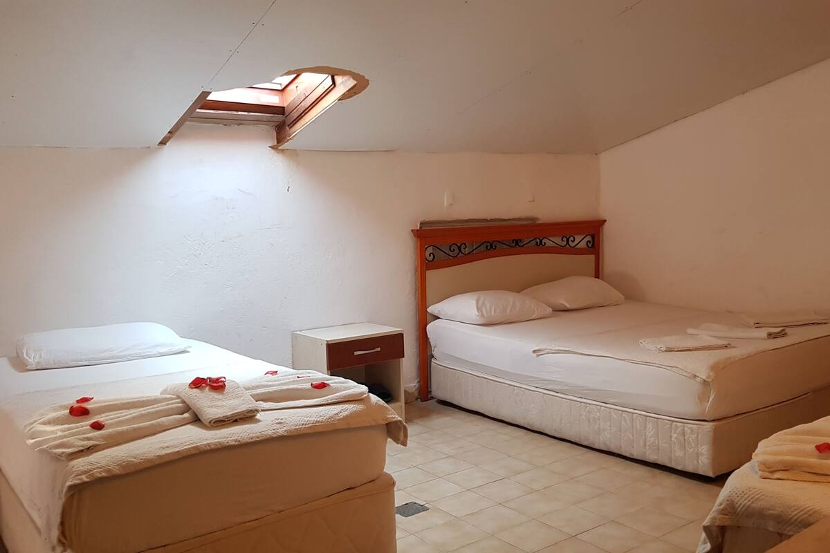 Family Room (4 Person) | WiFi (free), bed sheets